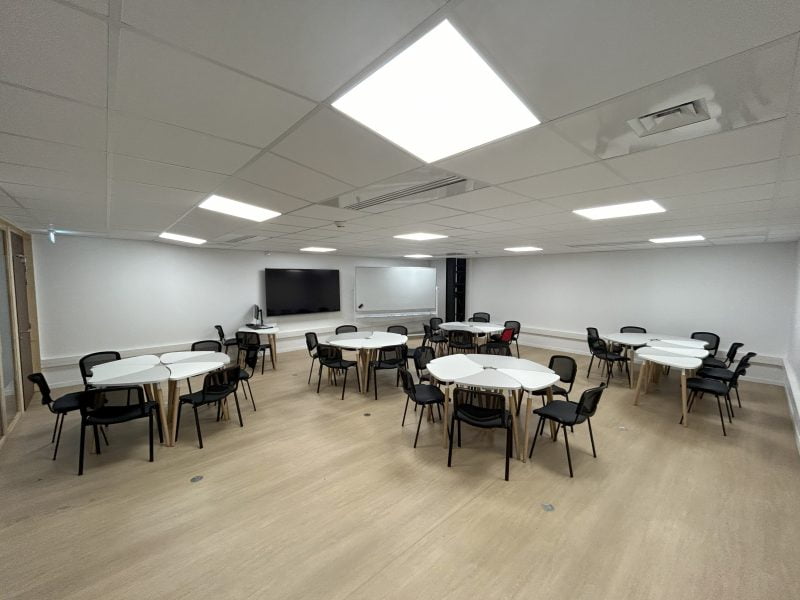 Salle de réunion 72m² - ALGOSUP Vierzon