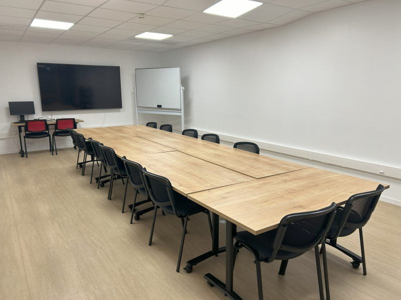 Salle de réunion 41m² - ALGOSUP Vierzon