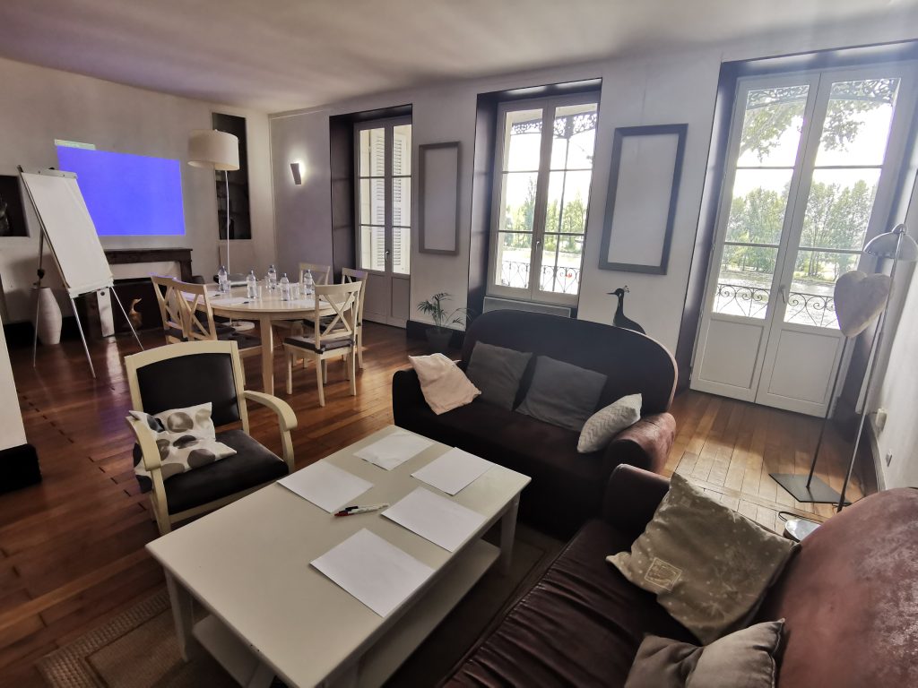 Salle de réunion calme avec vue sur Loire à Orléans - 6 personnes