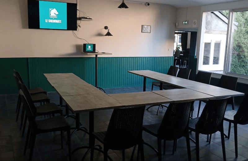 Salle réunion dans un bar - quais de Loire à Tours