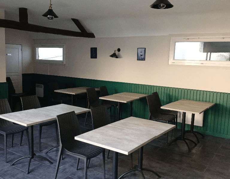 Salle réunion dans un bar - quais de Loire à Tours