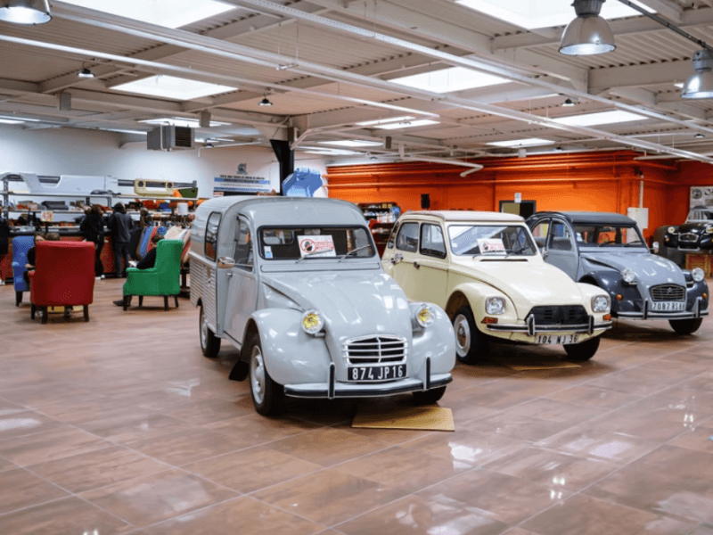Salle de séminaire 150pl - Univers 2CV