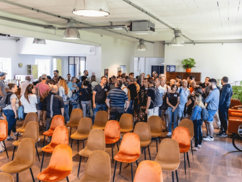 Salle de séminaire 150pl - Univers 2CV