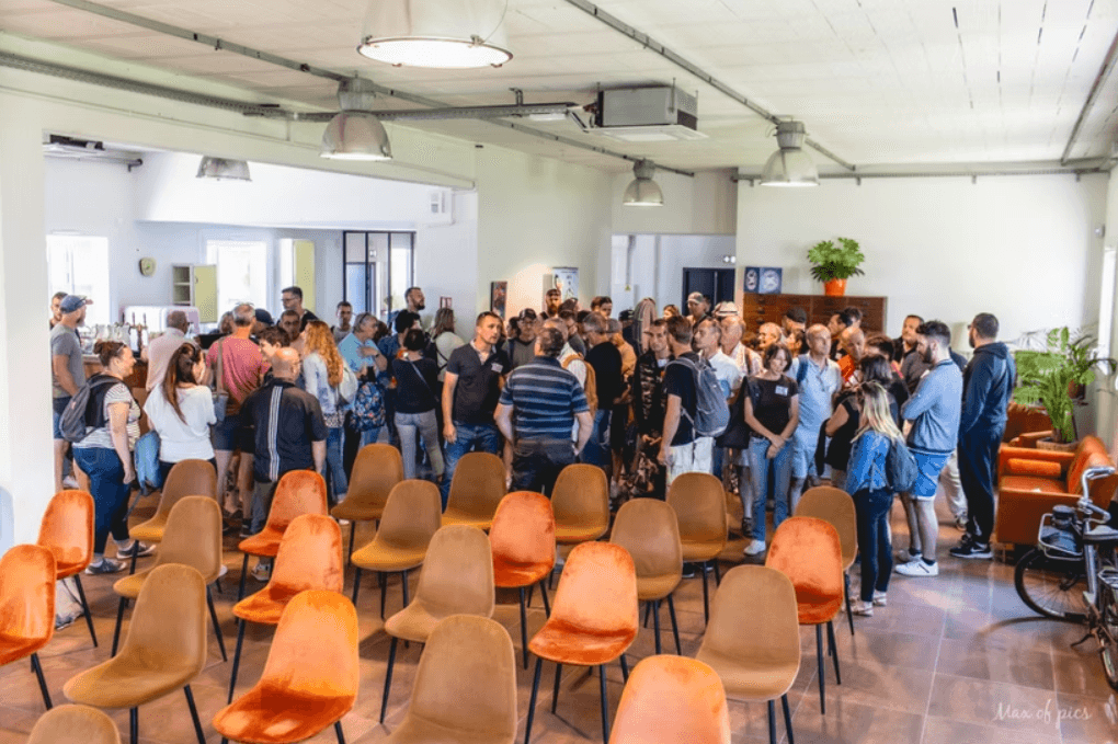 Salle de séminaire 150pl - Univers 2CV