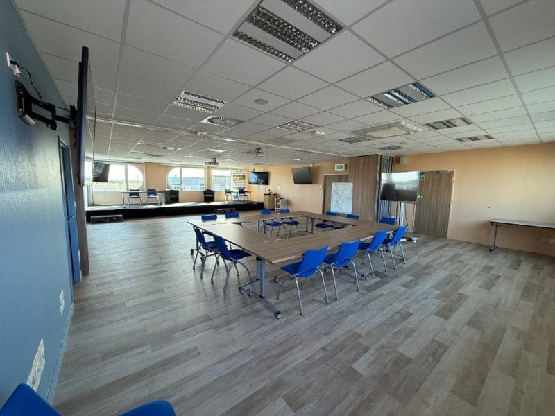 Salle de séminaire à l'aéroport d'Orléans - 54 places