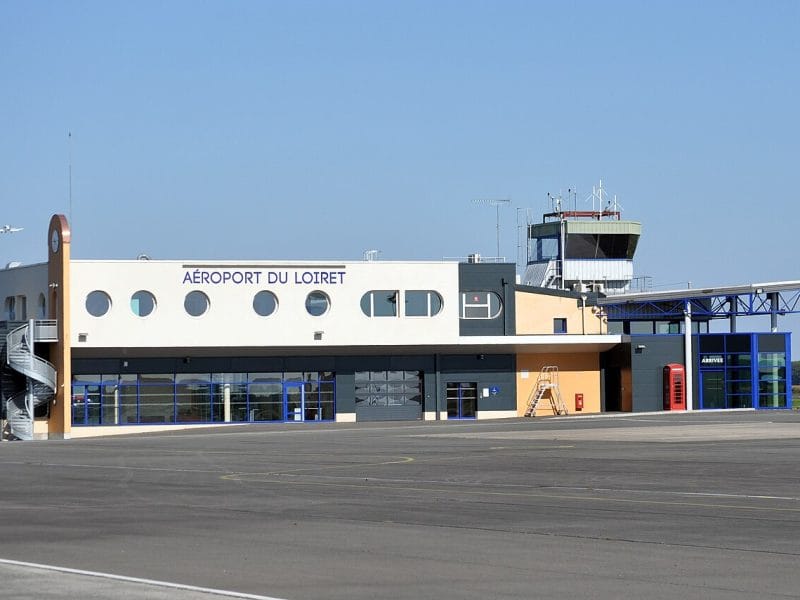 Petite salle de réunion 24pl – Aéroport du Loiret (Orléans)
